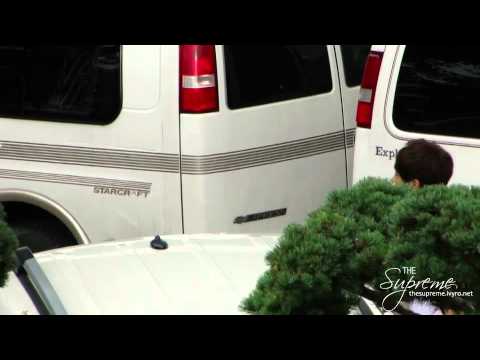 [FANCAM] 110807 Doojoon leaving ιηкι #1