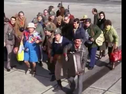 Pappa e ciccia 1982 - Banfi e Villaggio - SELEZIONE SCENE AEREO