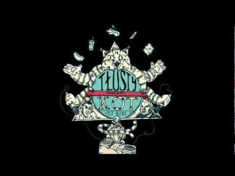 10. TłustyKot & DJ Bidi - Chwila, moment (feat. Junes, Golin, prod. 2sty)