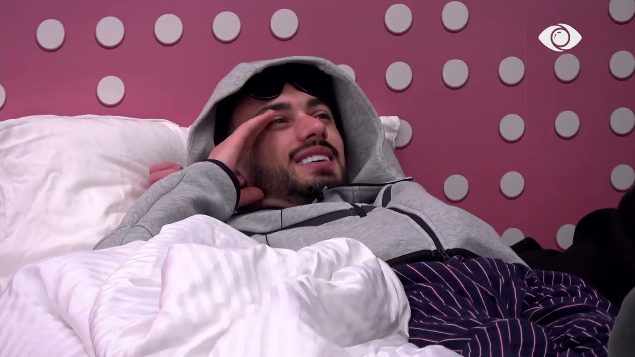 Edhe gruan me vrull e kam marrë/ Rogerti bisedon me Kristin: Qëllimi im ka qenë…