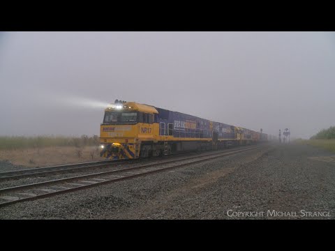 Diverted 7PS6 Pacific National Freight Train In Fog (27/12/2022) - PoathTV Australian Railways
