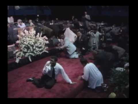 Pastor Nathan Simmons- Prayer