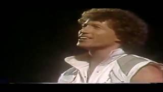 Andy Gibb - An Everlasting Love (video editado)