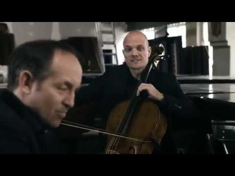 Duo Runge&Ammon play 'It Ain't Necessarily So' by George Gershwin Video