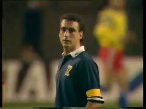 Eliminatorias Eurocopa 1992: Escocia 2-1 Rumania (12/09/1990). Narración en inglés.