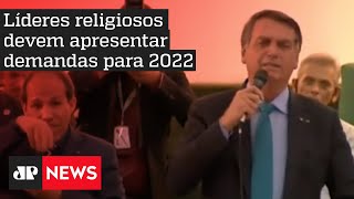 Bolsonaro discursa em evento evangélico