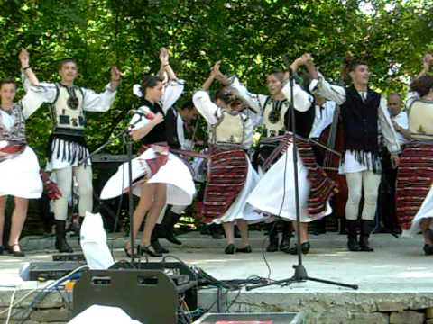 HAIDAU - La ceru Bacainti jucat de ´Doina Muresului´ Orastie