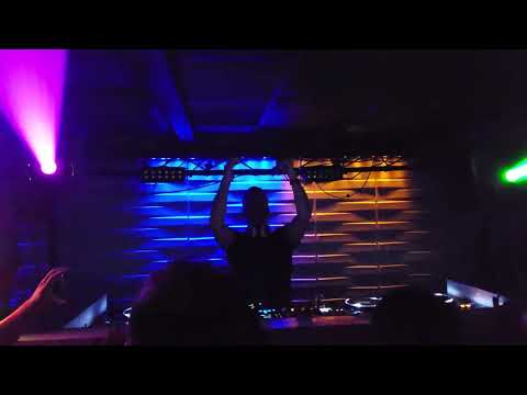 Morgan Page - In The Air (Live at REV Ultra Lounge)