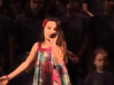 SARA CVETIC " Mamine oci " - Raspevano Prolece 2013.