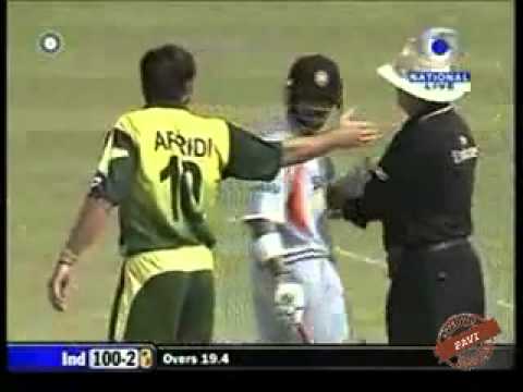 Gautam Gambhir & Shahid Afridi Fight- 3rd ODI Kanpur- Nov-11-2007 | Series Ind 3-2 Pak | Two Cup Tea