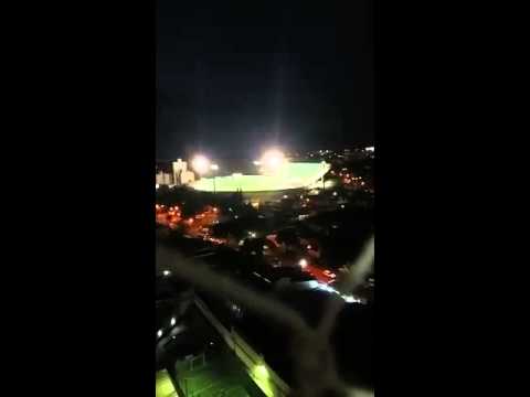 Torcida Bugrina cantando