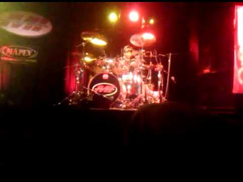 Eloy Casagrande and Aquiles Priester soloing together