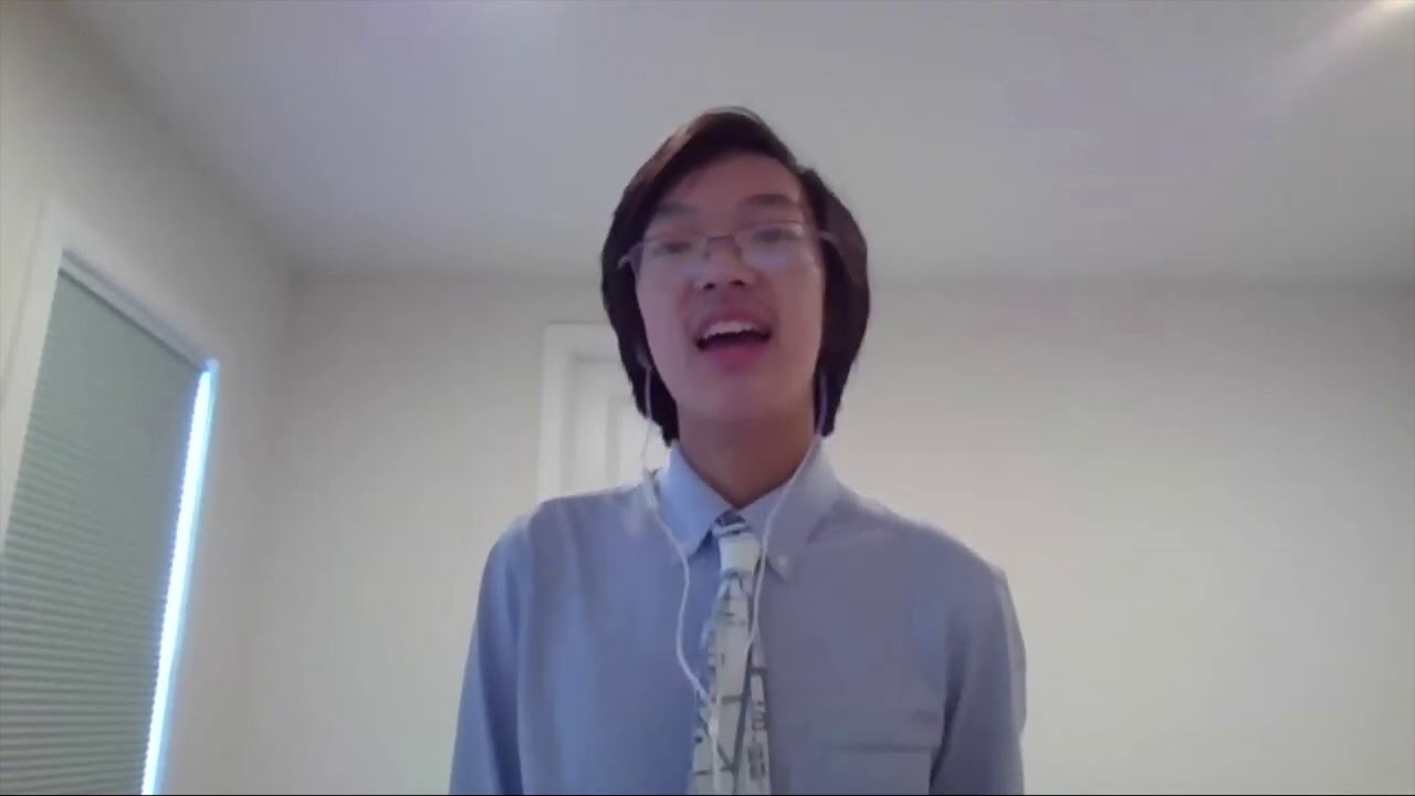 Leo Liu on stage