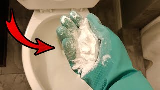 How To Remove Hard Water Stains From Toilet Bowl! 💥 (GENIUS Cleaning Motivation)