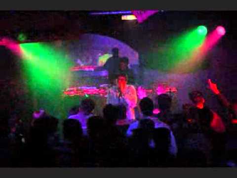 Jahgann ghettoyutz dem affi wuk.wmv