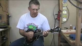 Video thumbnail for Kentucky KM1000 mandolin by Kimsey Lutherie