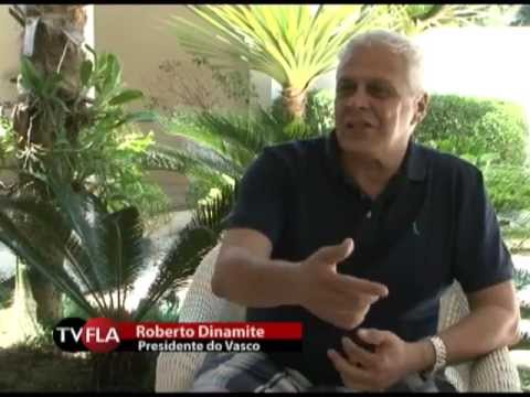 #Zico60 - Roberto Dinamite reverencia o Galinho e conta como era ter Zico como adversário