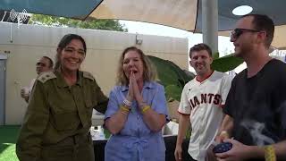 חגיגות יום ההולדת של רוחמה, אמו של אלקנה בוחבוט. "זו המתנה הכי גדולה" (חדשות ערוץ 7) - התמונה מוצגת ישירות מתוך אתר האינטרנט יוטיוב. זכויות היוצרים בתמונה שייכות ליוצרה. קישור קרדיט למקור התוכן נמצא בתוך דף הסרטון חגיגות יום ההולדת של רוחמה, אמו של אלקנה בוחבוט. "זו המתנה הכי גדולה" (חדשות ערוץ 7) - התמונה מוצגת ישירות מתוך אתר האינטרנט יוטיוב. זכויות היוצרים בתמונה שייכות ליוצרה. קישור קרדיט למקור התוכן נמצא בתוך דף הסרטון