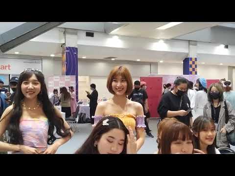 JaJah The Glass Girl ( Trainee ) @ Idol Exchange Pre-Sale Ticket - MBK【4K】