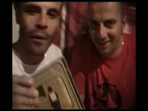 AMMONTONE prod. PUBBLICITA' REGRESSO - RAMTZU  "il signor lui" & OP.ROT "core e lengua"