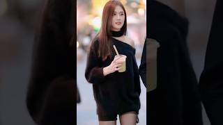 beautiful Chinese street girls #beautiful #chinese #street #girls