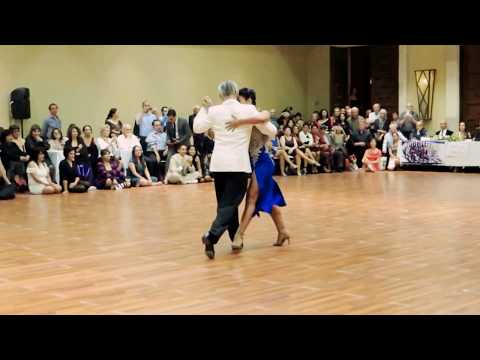  Paloma Berrios  is  dancing  to  the  tango  "  No MIentas  "  by  Juan D'Arienzo  in  2018
