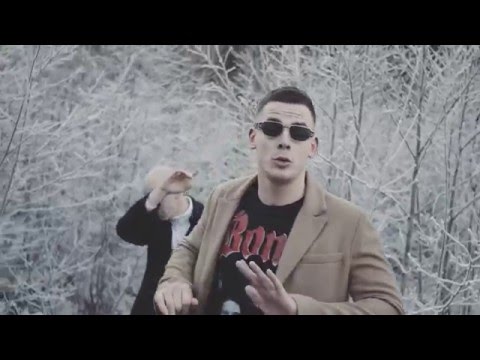 Larsiveli & Kong Makko Makeba – Fingertuppa