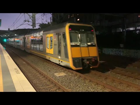 2190ST Transport Vlog 387: [Sydney Trains & NSW Trainlink Intercity] Newtown Train Spotting