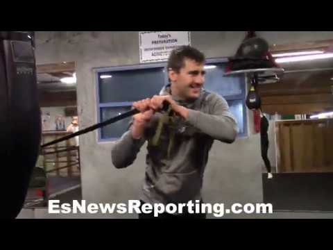 Alex Gvozdyk, Oleksandr Usyk and Alex Besputin - EsNews Boxing