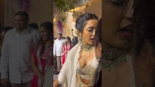 Download lagu Niharika konidela at reception #varunlav #exclusive #ytshorts #trending #shorts #viralreels #feed mp3