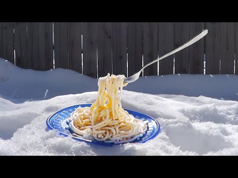 Freezing Spaghetti in Minnesota - Minnesota Cold (Part 26)
