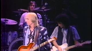 Tom Petty &amp; The Heartbreakers -  Little Bit O&#39;Soul - Live