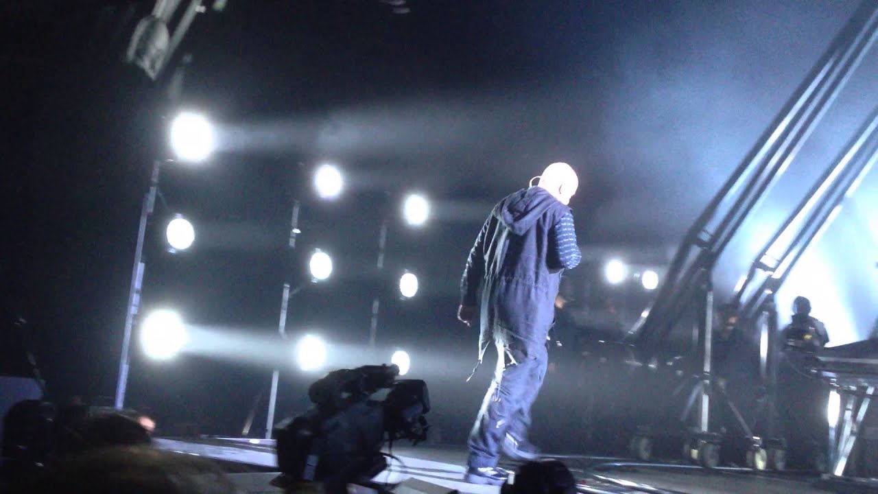 Peter Gabriel - No Self Control Live - YouTube