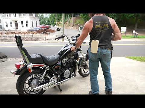 CLASSIC BLACK BEAUTY 1984 HONDA VT700 SHAFT DRIVE LIQUID COOLED V TWIN