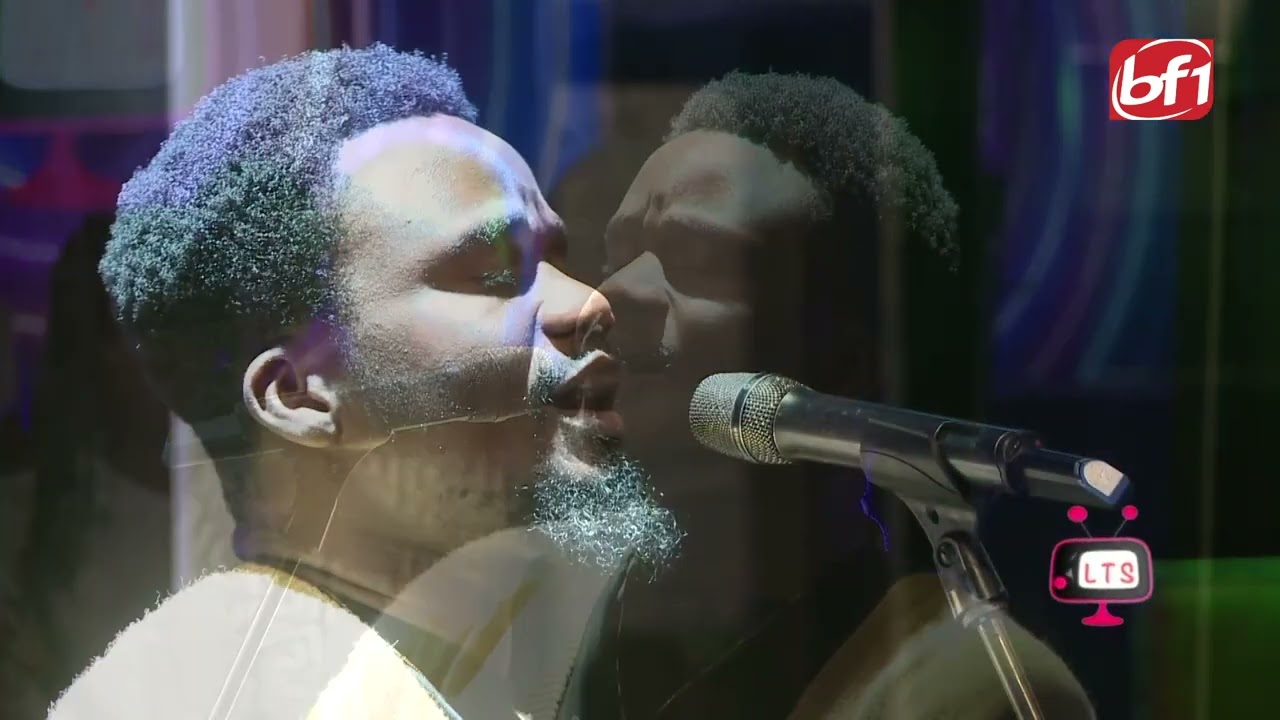 L'artiste Phanuel Ouedraogo en live à la Télé S'amuz