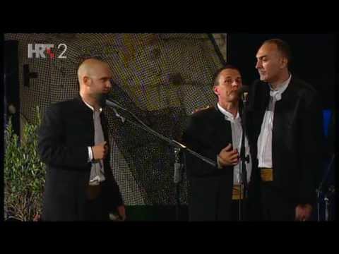 Jedan danak u nediju mladu - Klapa Kampanel - FDK 2013