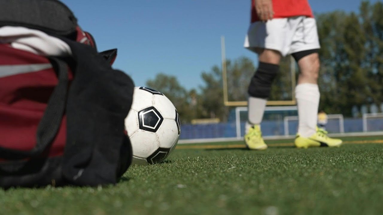 Video | Iranian football fans in LA torn between politics and passion for the game | AFP