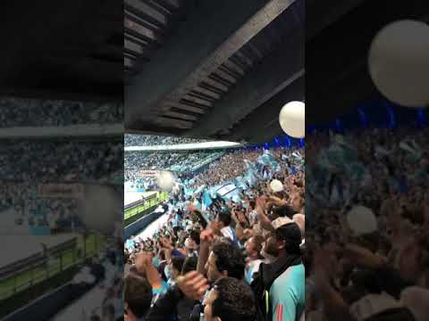 "Y La Acade - Hinchada de Racing" Barra: La Guardia Imperial &bull; Club: Racing Club