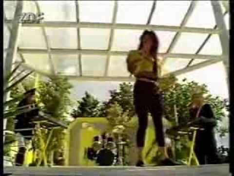 Sandra - Life May Be A Big Insanity (ZDF Fernsehgarten, Germany 01/07/1990)