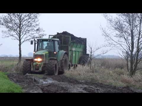 John Deere 6820 + Joskin Tornado M1500V - przejazd przez błoto
