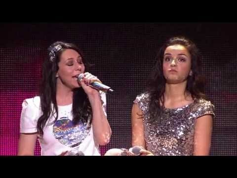 "K6" brengt een medley (live) | K3 Loves You | VTM