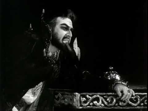 Alexander Ognivtsev, bass - Mussorgsky - Boris Godunov - 'Hallucinations Scene' (video)