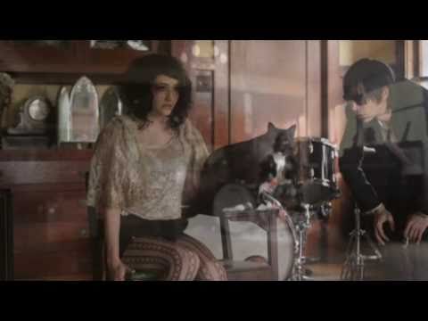 Bitter Lips official video - Queen Kwong