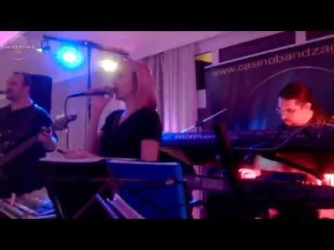 Casino Royale band - Uno momento/cover