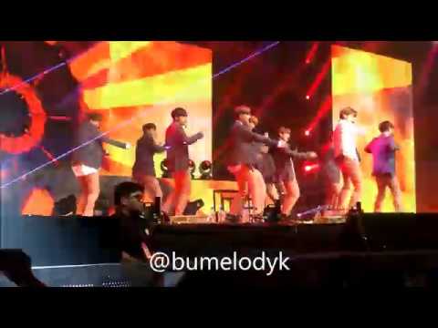 170922 Wanna One Wanna Be Loved in Singapore - Burn It Up (활활)