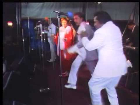 The Monitors - Grazing In The Grass