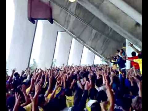 "La Monu 16 - yo quiero mi cajon azul y amarillo" Barra: La Monumental • Club: América • País: México