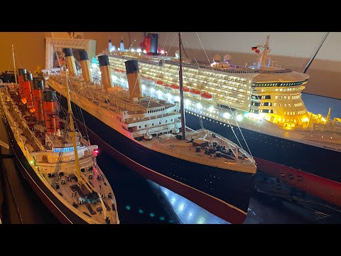 Trumpeter 1:200 Titanic unboxing and some of the plus up parts.
