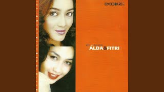 Download lagu Mengapa Aku Jatuh Cinta mp3