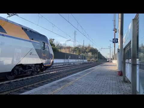 Treno Rock ETR521.063 sulla linea Orte - Fara Sabina - Fiumicino Aeroporto